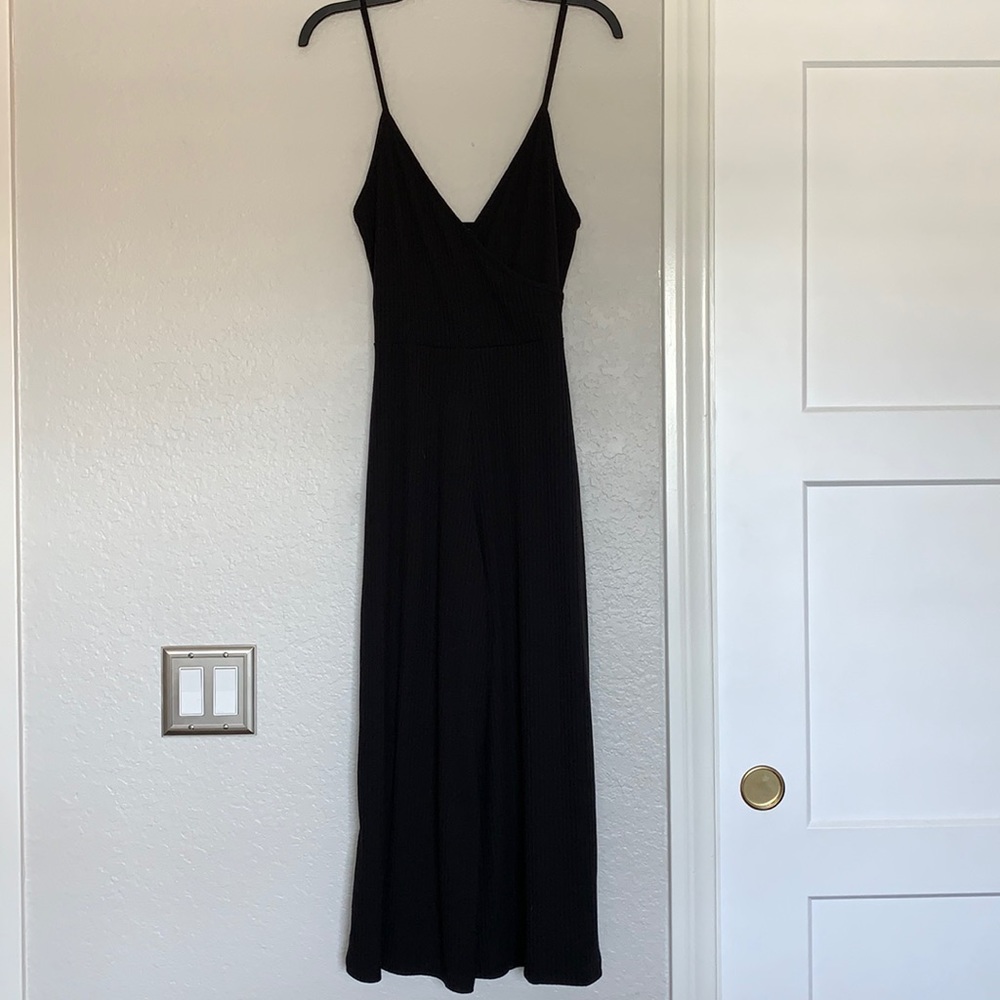 NEVER WORN WITH TAGS Forever 21 Black Jumpsuit